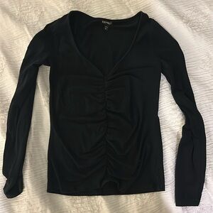 Black long sleeve ruched front v-neck Express top